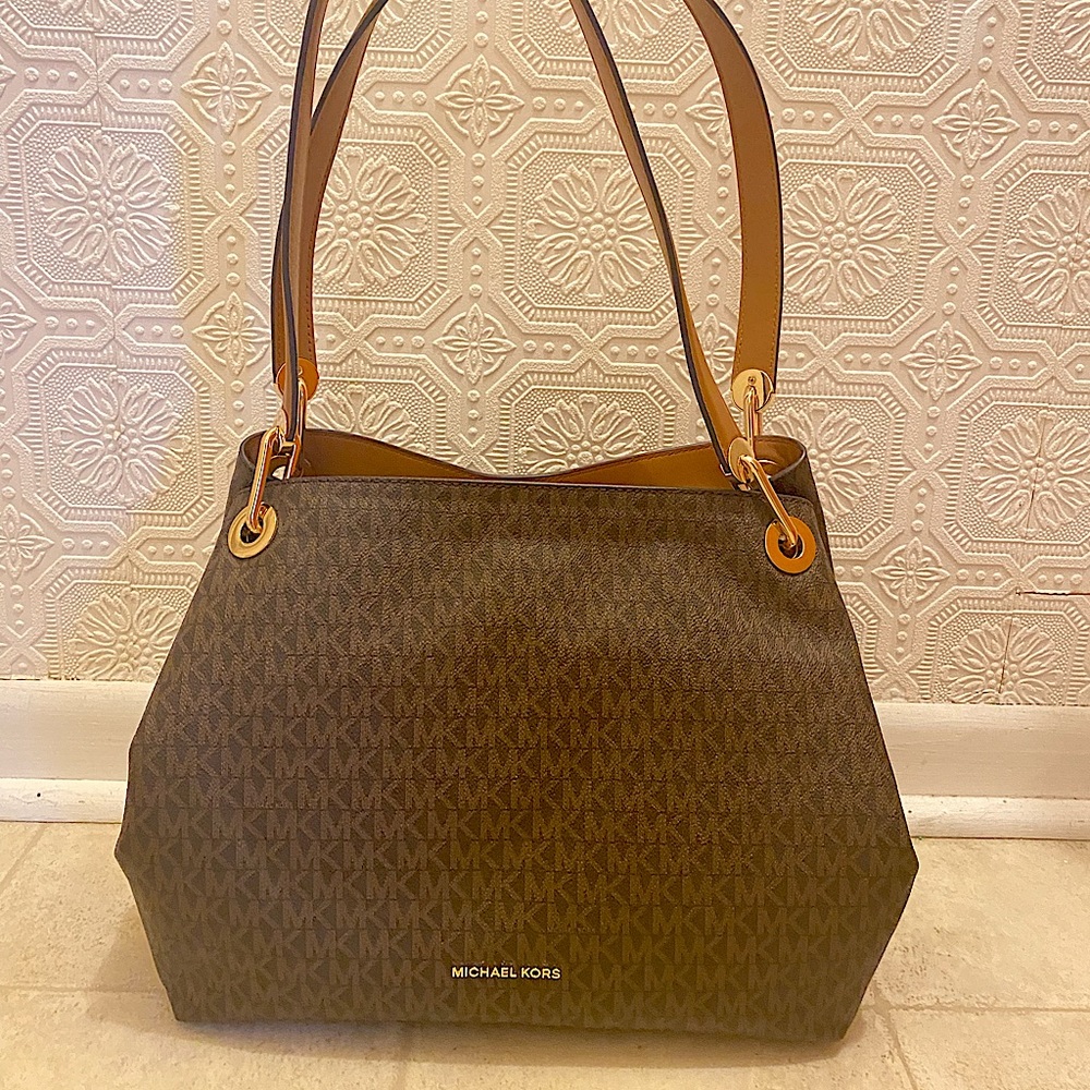 MICHAEL KORS NWT Shoulder Tote Bag - Brown